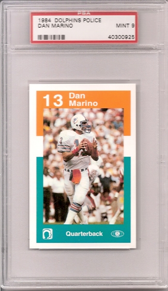 Dan Marino Football Card 1993 Topps No 290 Miami Dolphins NFL