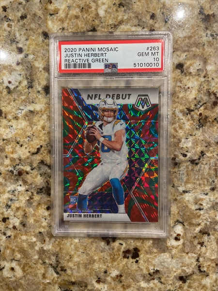 JUSTIN HERBERT MOSAIC REACTIVE GREEN PSA 10 popular !