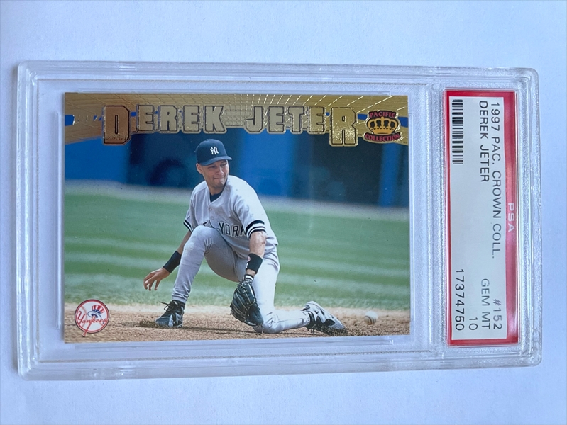Derek Jeter Card 2005 Fleer National Pastime #33 PSA 10 –