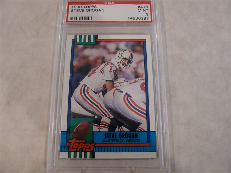 Steve Grogan autographed football card (New England Patriots NFL) 1990  Topps #418