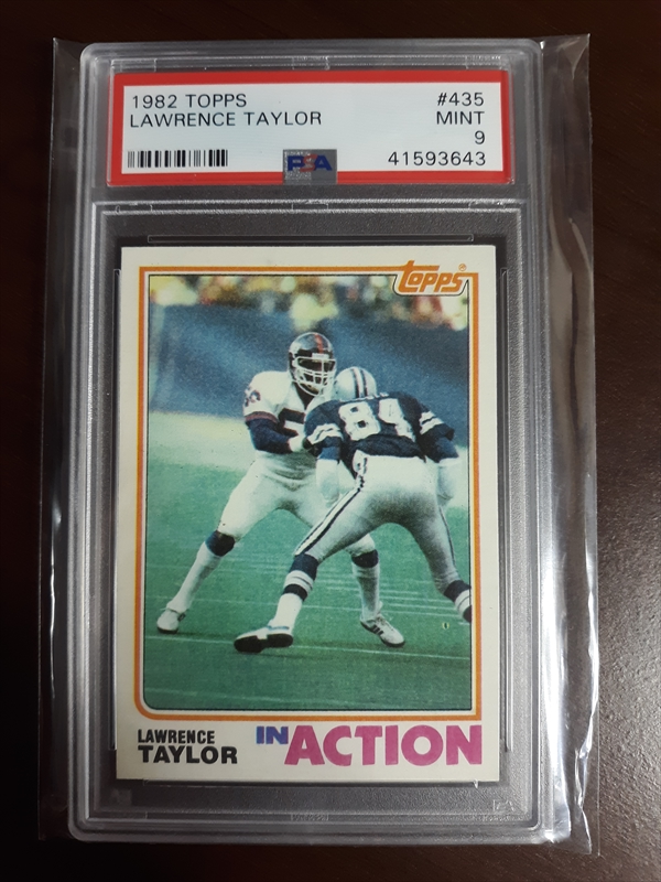 Lawrence Taylor Football Card (North Carolina) 1990 Collegiate Collection  #64 : Collectibles & Fine Art 