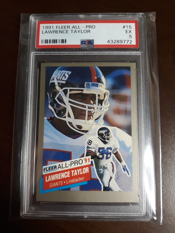 Lawrence Taylor Football Card (North Carolina) 1990 Collegiate Collection  #64 : Collectibles & Fine Art 